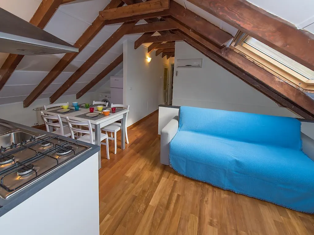 Casa Canonica Apartment Finale Ligure Italy